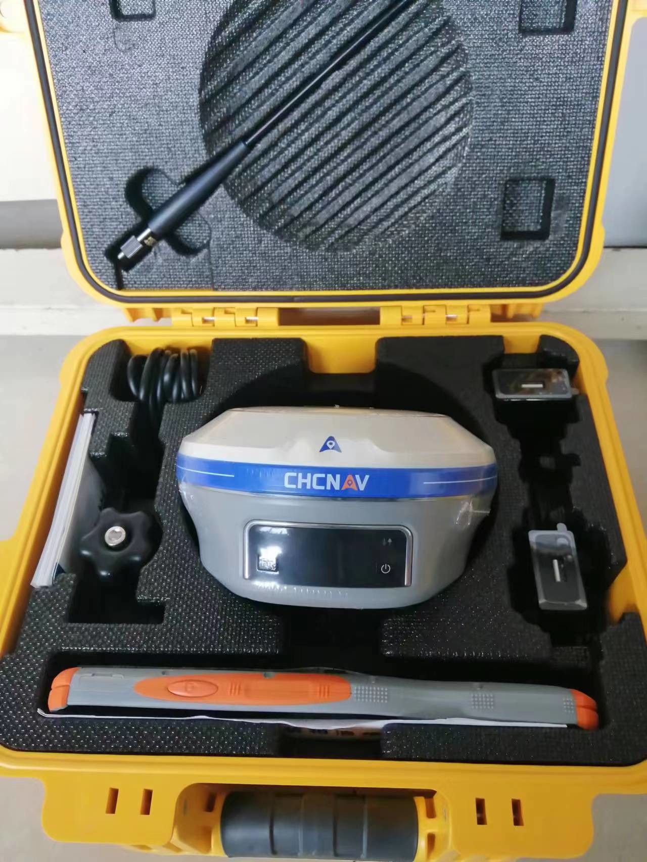 CHC I93 RTK GPS Calibration-Free IMU For Pole-Tilt Compensation Immune To Magnetic Disturbances GNSS I93 CHCNAV - Image 2