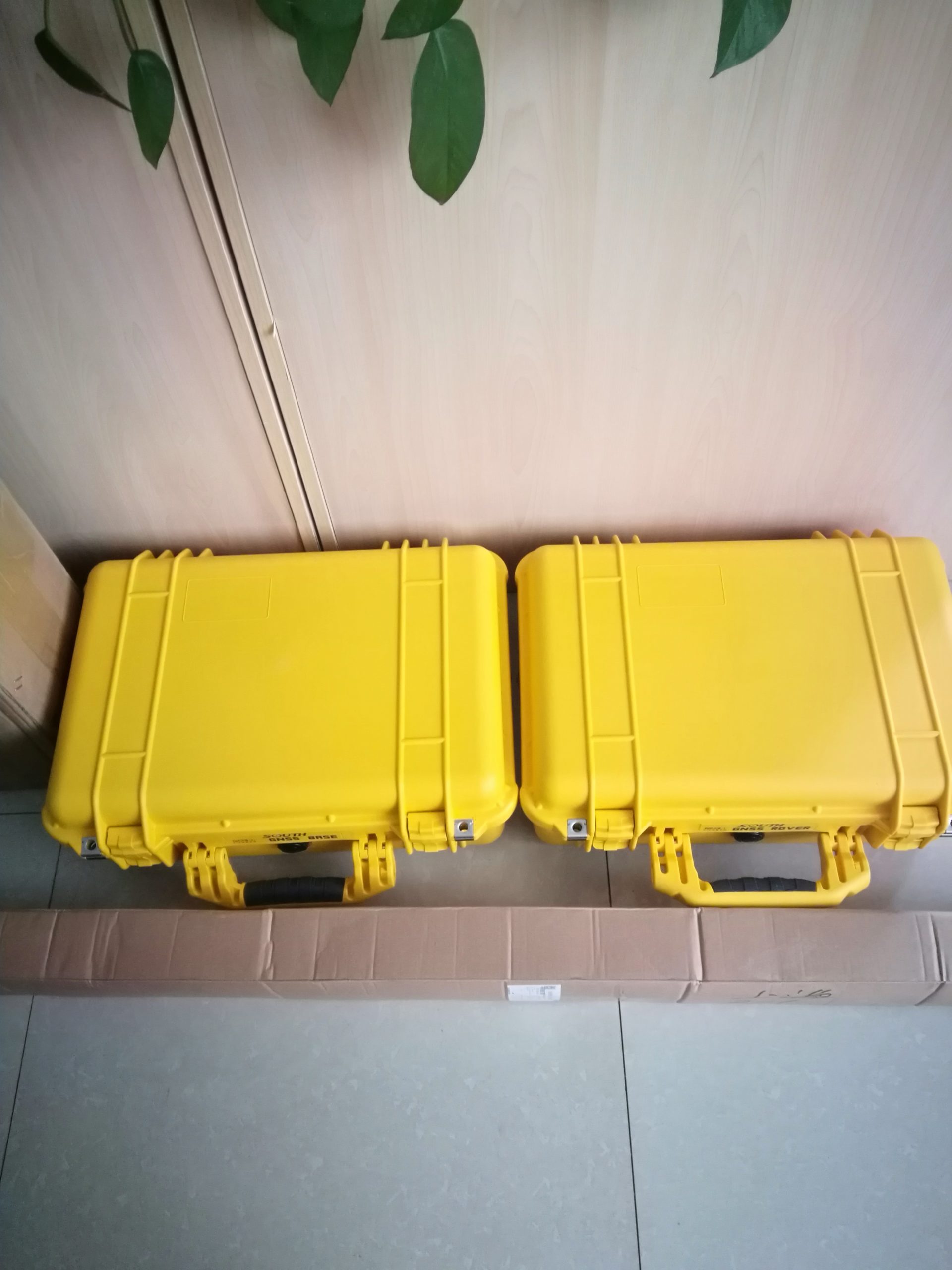 RTK GNSS Receiver Topcon GR-5 with Paradigm G3 Technology 216 all-in-view Universal Tracking Channels - Image 2