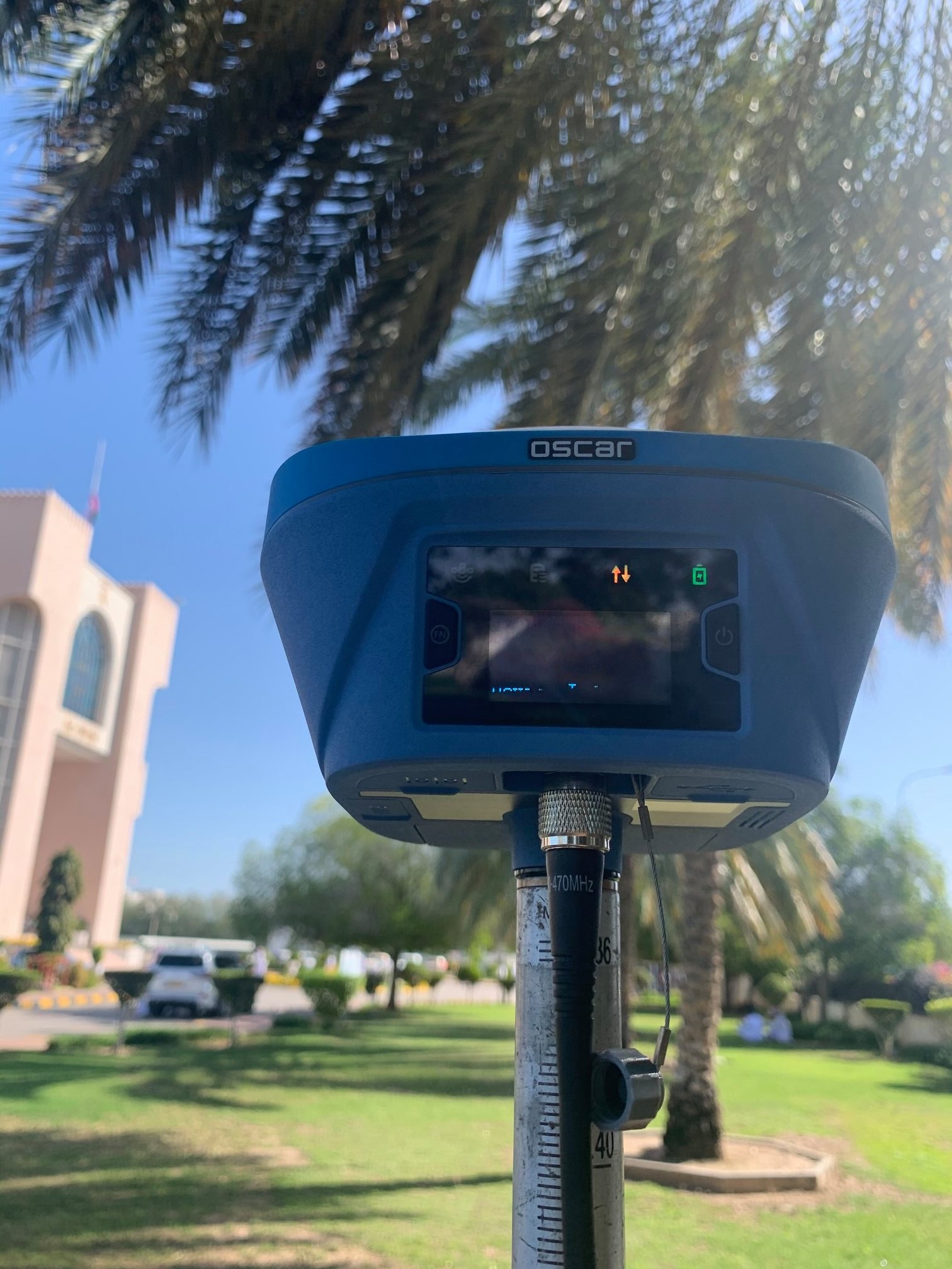 Tersus Oscar GPS RTK Advanced Gnss Rover With Tc20 Controller RTK GNSS Receiver - Image 3