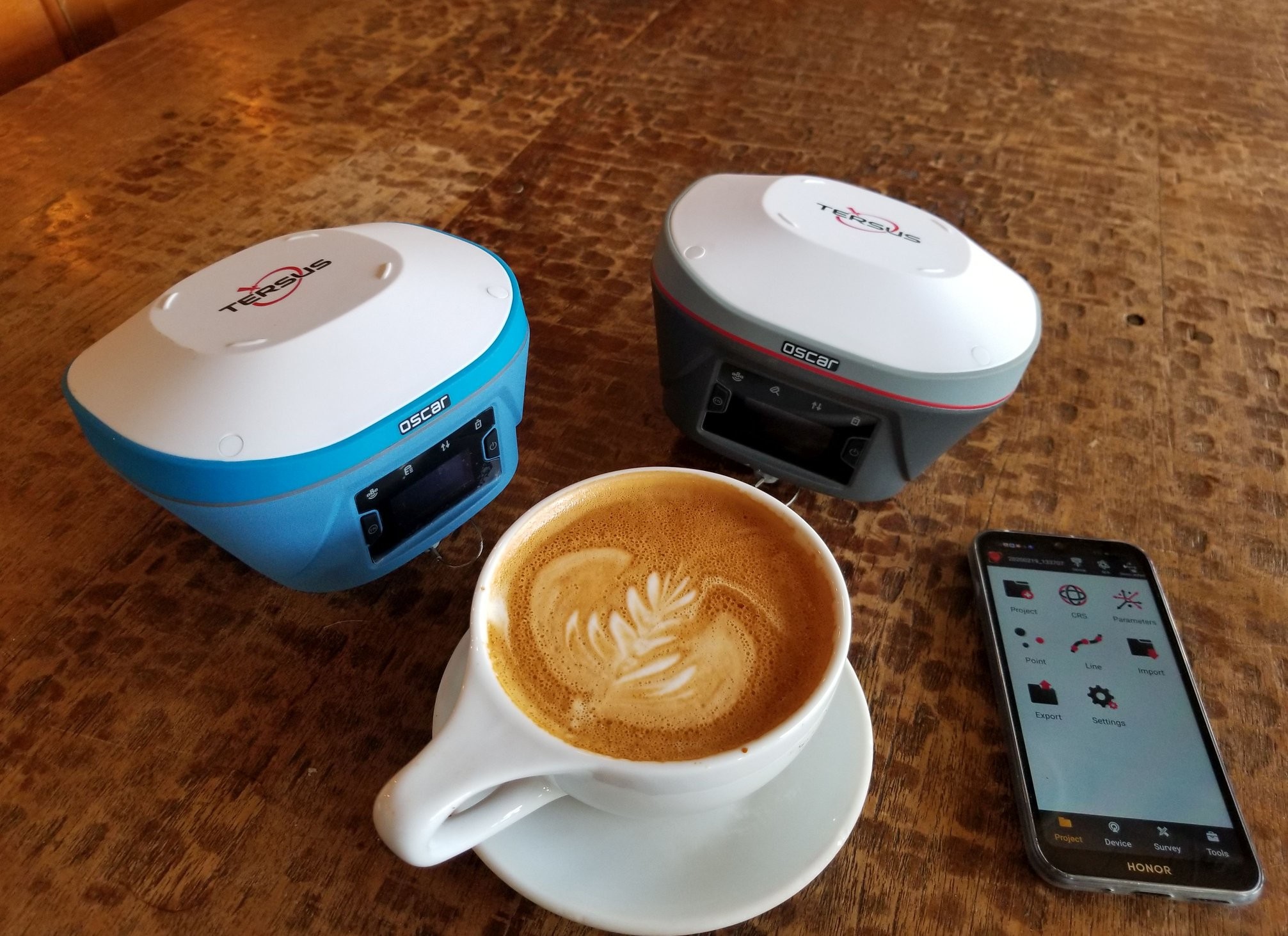 Tersus Oscar GPS RTK Advanced Gnss Rover With Tc20 Controller RTK GNSS Receiver - Image 4