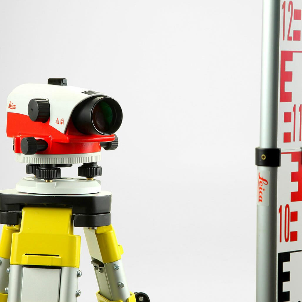 Leica NA724 Automatic Level - Image 2